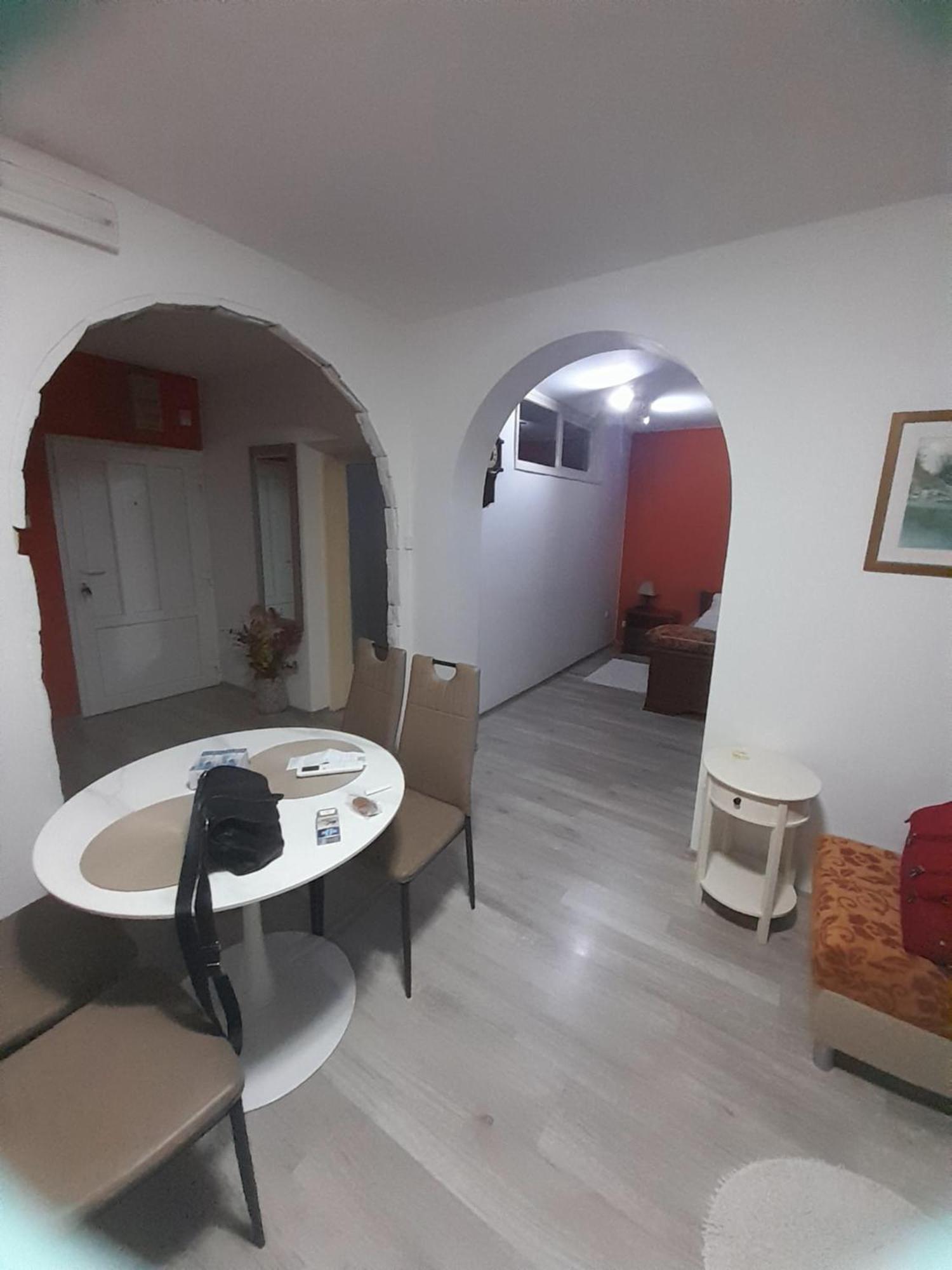 Drenovac Apartment *